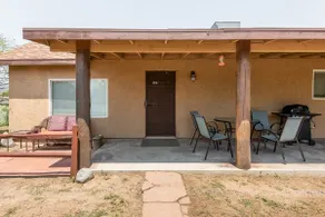 Private Riverfront Escape & Mountain Views - Image 5