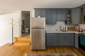 Remodeled 1BR Garden Apt in a perfect location - Image 4