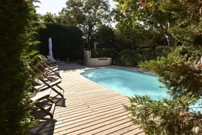 Luxury air-conditioned 3-bedroom gîte with private terrace and shared swimming pool - Image 2