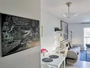 Modern & Cozy Contemporary Condo Suite (#5) - Image 2