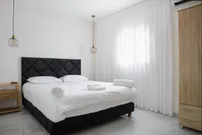 Park View - 2 bedroom apartment and living room, there is a bomb shelter - Image 2