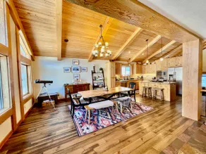 Charming Spacious 4BR Mountain View - Image 4