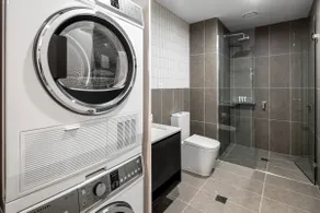Three Bedroom Apartment - Image 4