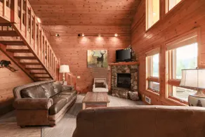 Aspen Cabin, sleeps 6, with hot tub - Image 2