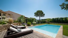 Amazing private villa with Heated Pool & Hot Tub - Image 3