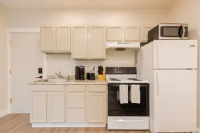Historic Downtown Suite - Image 4