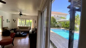 Beautiful Oceanfront Villa - Image 4