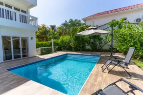 Beautiful Oceanfront Villa - Image 3