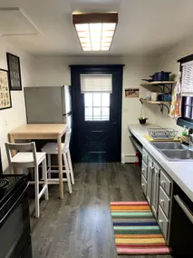 Hygge Haven: A cozy apartment in a canal-side town - Image 4