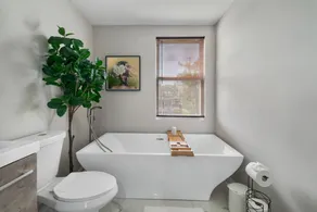 Stunning 7BR Lux House in Baltimore - Image 3