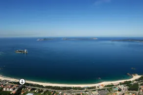 Vigo apartment on the seafront at Playa Samil - Image 5