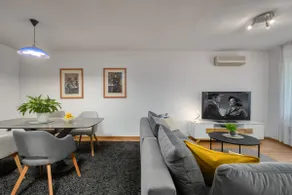 Terra Magica Deluxe Sea View Apartment or Room with Free Parking - Image 3