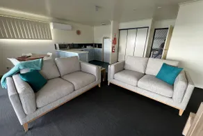 BINALONG BAY COTTAGE 2 bedrooms, 2 bathrooms, amazing views of Binalong Bay - Image 3