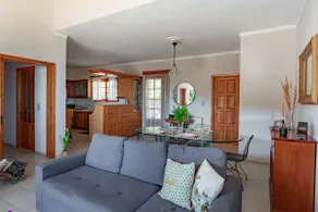 Golden Flower's Apartment - Image 4