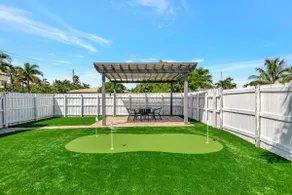 Private Deerfield Home | Golf *1.4 miles to Beach* - Image 3