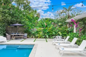 Miami Airbnb•Coral Gables Area•Poolside Retreat - Image 4