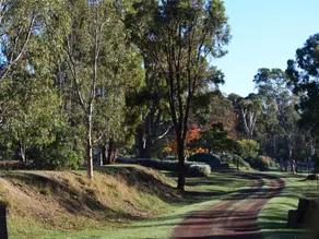 On the edge of Rocklands Reservoir, 4 bedroom home - Image 4