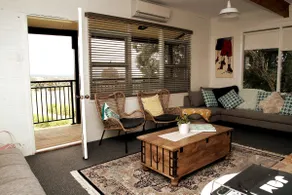 20 acres of relaxation! - Image 3