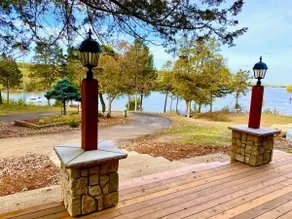 Island retreat on 15 acres of a national park - Image 2