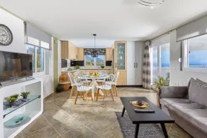 Apartment for families with 180° sea view - Image 3