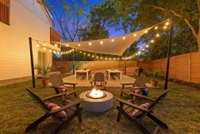 Picturesque Group Travel Retreat | Quick Uber DT - Image 5