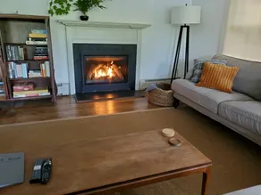 Renovated Family Lake~Ski House w/ gas fireplace - Image 4