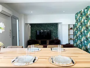 Cozy apartment in a jungle atmosphere - Image 3