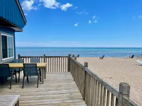 Cottage Cove · Lake Huron Beach Cottage No. 5 - Image 2