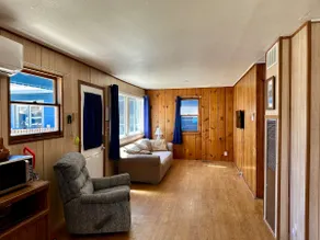 Cottage Cove · Lake Huron Beach Cottage No. 9 - Image 5
