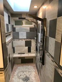 Stunning Luxury Shower Home Near Boise Airport DT - Image 3