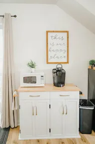 Cozy Guest Suite with Private Entrance - Image 5