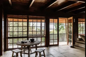 SABI Award Winning Designer Cabin - Image 3