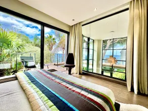 Waterfront villa, swimming pool, hammam, fitness room - Image 2