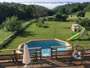 La Perrière gîte with view of Dordogne Périgord Valley - Image 3