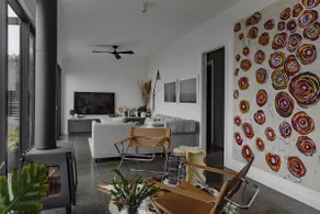 Months and Seasons - Beach House - Stunning Views - Image 2