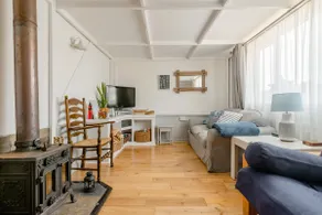 Dog friendly cottage 2 mins to beach with hot tub and Zappi EV - Image 2