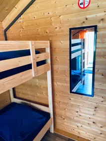 Hiking hut - Image 3