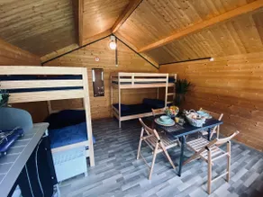 Hiking hut - Image 4