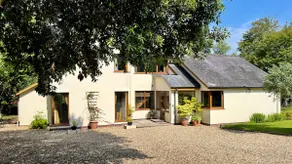 House on River, 4 bedroom, Glasbury, Hay & Brecon - Image 2