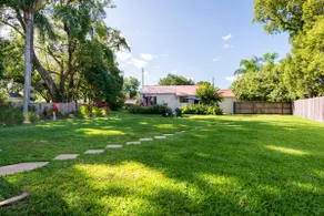 Cottage Retreat in the City - Image 5