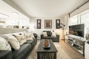 ❂ Amazing Townhouse! 2 BR, 1.5BA, Sleeps 5 w/AC! ❂ - Image 2