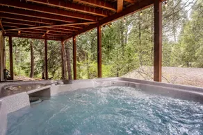 Cedar Retreat - Hot Tub, K9, Sauna, King Bed, Lake - Image 2