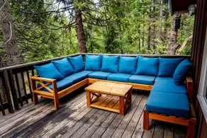 Cedar Retreat - Hot Tub, K9, Sauna, King Bed, Lake - Image 4