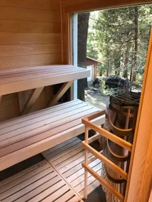 Cedar Retreat - Hot Tub, K9, Sauna, King Bed, Lake - Image 3