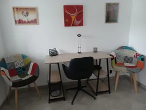 Renovated 90 m² apartment with Meuse view - Image 3