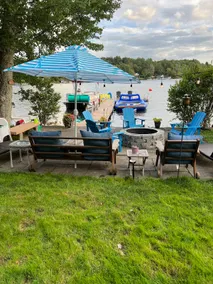 Amazing Lakefront home with breathtaking views. - Image 3