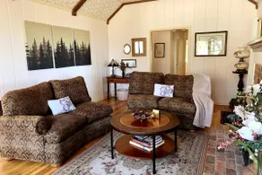 ”Enchanted Cabin” in the Mountains @ Skylark Manor - Image 4