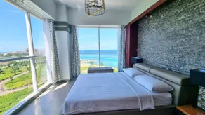 Lux. 2 BR Condo- Plage + 4 piscines - vue mer époustouflante - Image 2