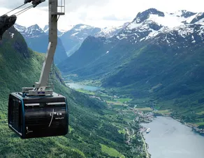 Panoramic apartment in Olden with fjord view (3 rooms) - Image 3