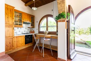 Delightful cottage on the slopes of Gran Sasso - Image 3